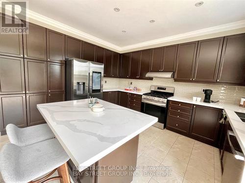 302 Hammersly Boulevard, Markham, ON - Indoor Photo Showing Kitchen