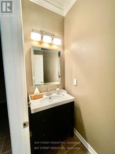 302 Hammersly Boulevard, Markham, ON - Indoor Photo Showing Bathroom