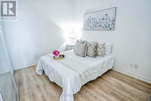 411 - 38 Simcoe Promenade, Markham, ON - Indoor Photo Showing Bedroom