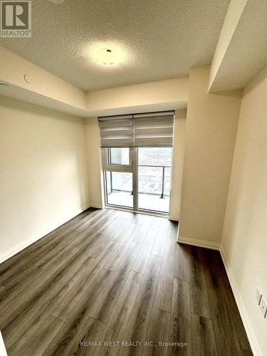 2424 - 9000 Jane Street, Vaughan, ON - Indoor Photo Showing Other Room