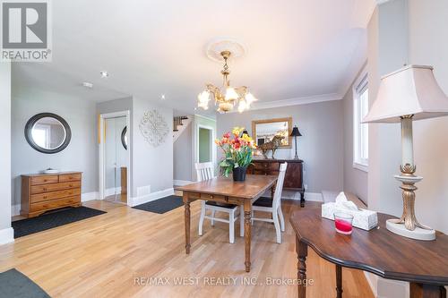 3252 15Th Side Road, New Tecumseth, ON - Indoor Photo Showing Dining Room