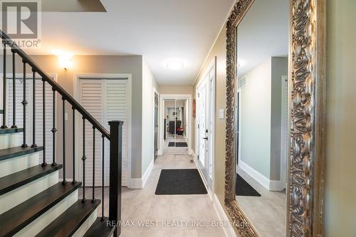 3252 15Th Side Road, New Tecumseth, ON - Indoor Photo Showing Other Room