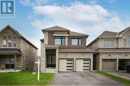 210 Ferragine Crescent, Bradford West Gwillimbury, ON - Outdoor With Facade