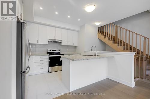 20 William Shearn Crescent, Markham, ON - Indoor Photo Showing Kitchen With Stainless Steel Kitchen With Upgraded Kitchen