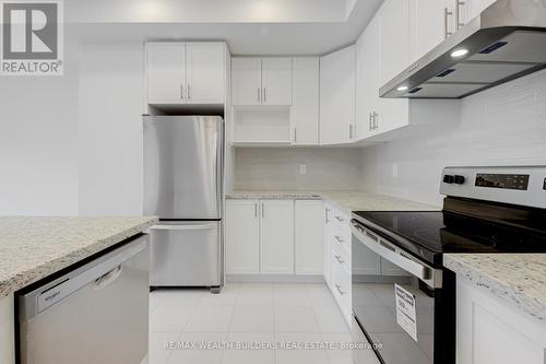 20 William Shearn Crescent, Markham, ON - Indoor Photo Showing Kitchen With Stainless Steel Kitchen