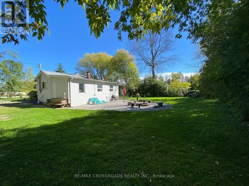 18 Joel Avenue, Georgina, ON - Outdoor