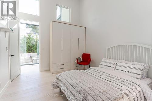 236 Cox Mill Road, Barrie, ON - Indoor Photo Showing Bedroom