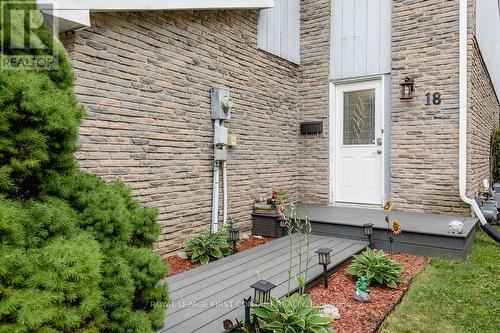 18 Christie Crescent, Barrie, ON - Outdoor