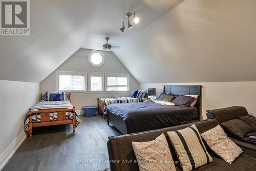 51 Ridge Avenue, Ramara, ON - Indoor Photo Showing Bedroom