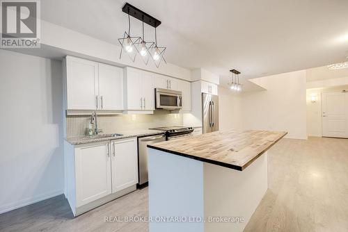 213 - 125 Western Battery Road, Toronto, ON - Indoor Photo Showing Kitchen With Upgraded Kitchen