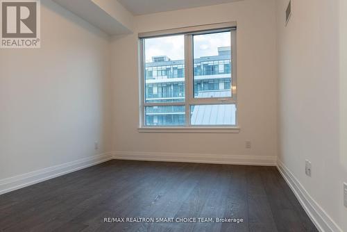 502 - 591 Sheppard Avenue E, Toronto, ON - Indoor Photo Showing Other Room