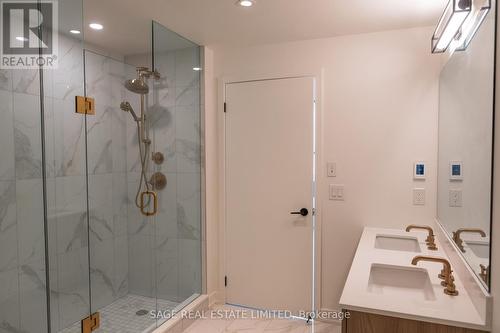 903 - 123 Portland Street, Toronto, ON - Indoor Photo Showing Bathroom