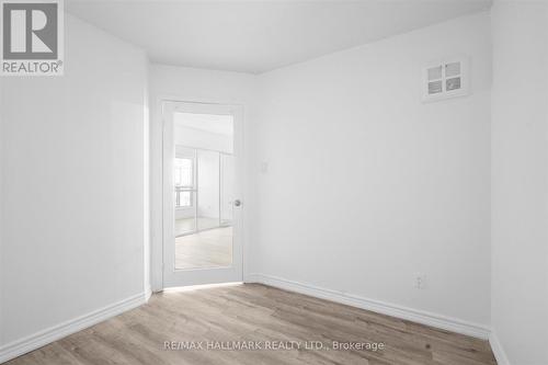 906 - 600 Queens Quay W, Toronto, ON - Indoor Photo Showing Other Room