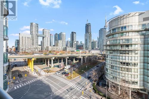 906 - 600 Queens Quay W, Toronto, ON - Outdoor With Balcony