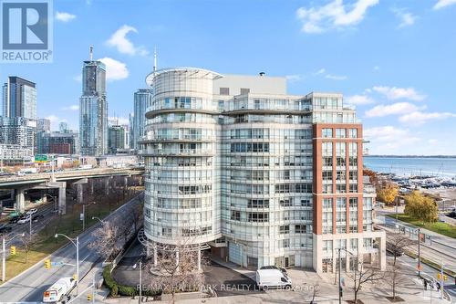 906 - 600 Queens Quay W, Toronto, ON - Outdoor With Body Of Water