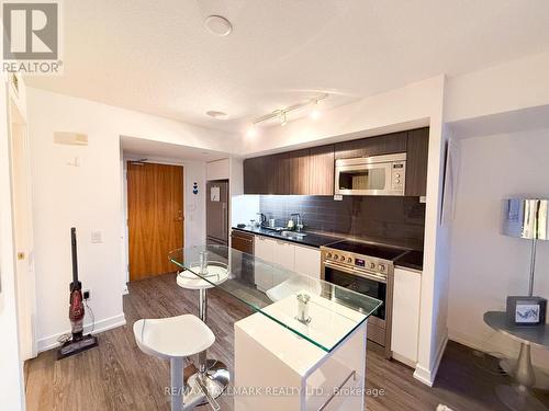 2909 - 85 Queens Wharf Road, Toronto, ON - Indoor Photo Showing Kitchen