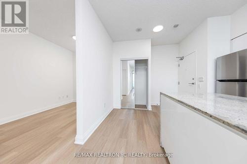 3015 - 29 Singer Court, Toronto, ON - Indoor