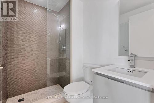 3002 - 200 Bloor Street W, Toronto, ON - Indoor Photo Showing Bathroom