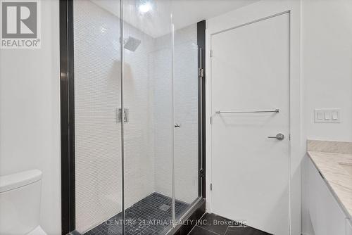 3002 - 200 Bloor Street W, Toronto, ON - Indoor Photo Showing Bathroom