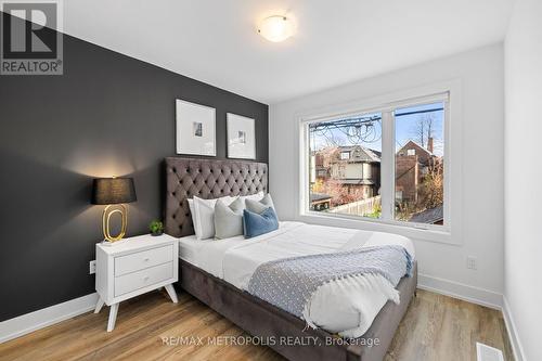 Laneway - 449 Lansdowne Avenue, Toronto, ON - Indoor Photo Showing Bedroom