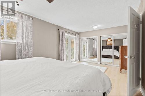 1451 Bala Drive, Oshawa, ON - Indoor Photo Showing Bedroom