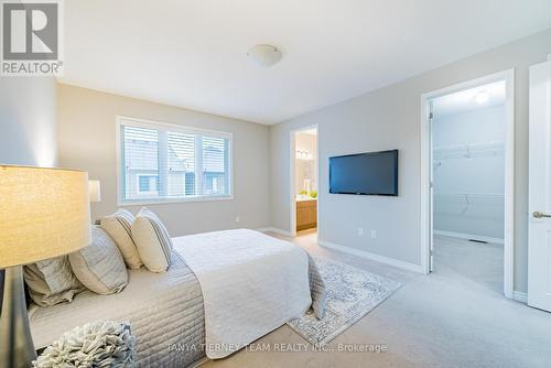 21 Kilmarnock Crescent, Whitby, ON - Indoor Photo Showing Bedroom