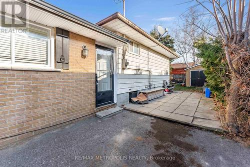 435 Wilson Road N, Oshawa, ON - Outdoor With Exterior