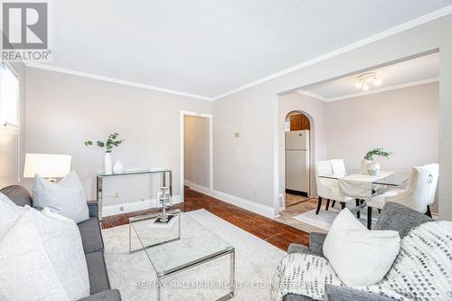 1029 Greenwood Avenue, Toronto, ON - Indoor