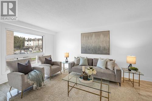 73 - 966 Adelaide Avenue E, Oshawa, ON - Indoor Photo Showing Living Room