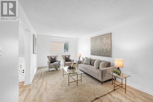 73 - 966 Adelaide Avenue E, Oshawa, ON - Indoor Photo Showing Living Room