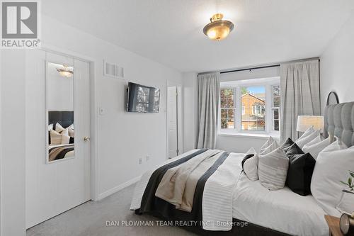 58 - 1610 Crawforth Street, Whitby, ON - Indoor Photo Showing Bedroom