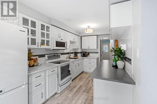 58 - 1610 Crawforth Street, Whitby, ON - Indoor Photo Showing Kitchen