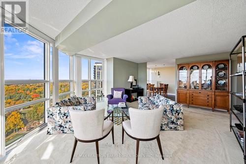 2201 - 131 Beecroft Road, Toronto, ON - Indoor Photo Showing Living Room