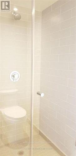 521 - 120 Varna Drive, Toronto, ON - Indoor Photo Showing Bathroom