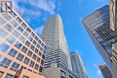 4010 - 2221 Yonge Street, Toronto, ON - Outdoor With Facade