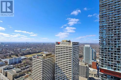 4010 - 2221 Yonge Street, Toronto, ON - Outdoor With Facade