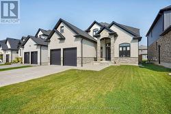 4076 SUGARMAPLE  London, ON N6P 1A4