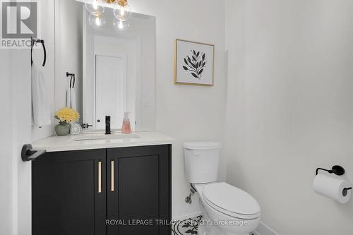 4076 Sugarmaple, London, ON - Indoor Photo Showing Bathroom