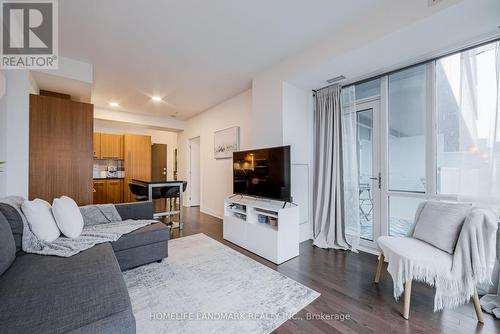 3007 - 80 John Street, Toronto, ON - Indoor Photo Showing Living Room