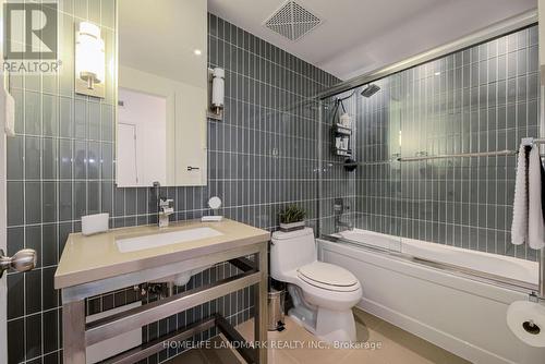 3007 - 80 John Street, Toronto, ON - Indoor Photo Showing Bathroom