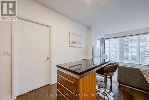 3007 - 80 John Street, Toronto, ON - Indoor