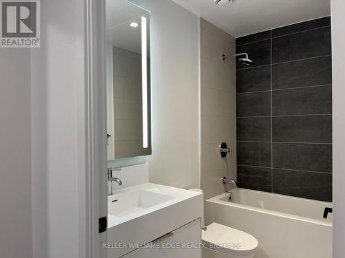 1108 - 308 Jarvis Street, Toronto, ON - Indoor Photo Showing Bathroom