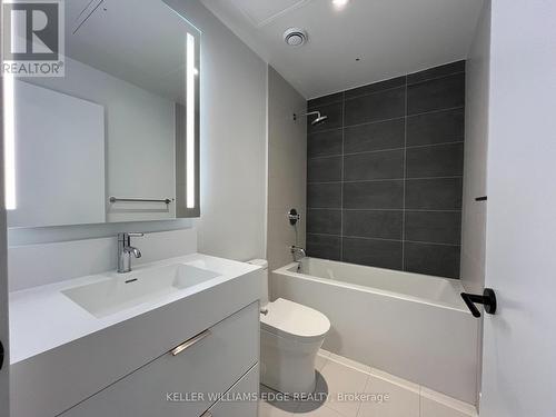 1108 - 308 Jarvis Street, Toronto, ON - Indoor Photo Showing Bathroom