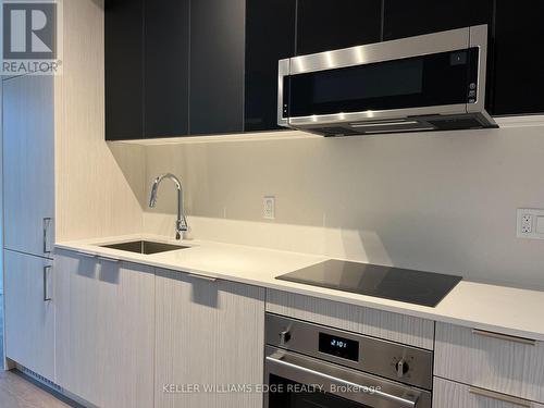 1108 - 308 Jarvis Street, Toronto, ON - Indoor Photo Showing Kitchen