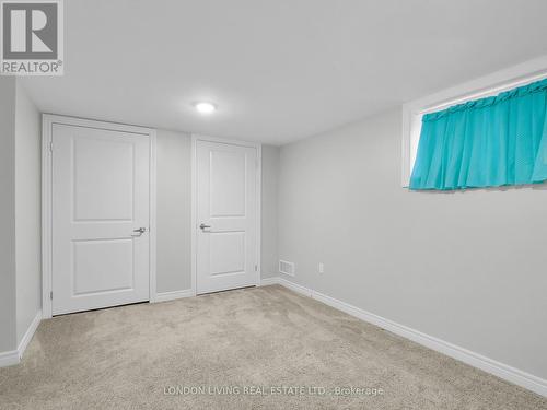 15 Beaconsfield Avenue, London, ON - Indoor Photo Showing Other Room