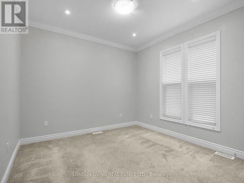 15 Beaconsfield Avenue, London, ON - Indoor Photo Showing Other Room