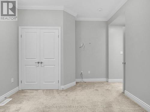 15 Beaconsfield Avenue, London, ON - Indoor Photo Showing Other Room