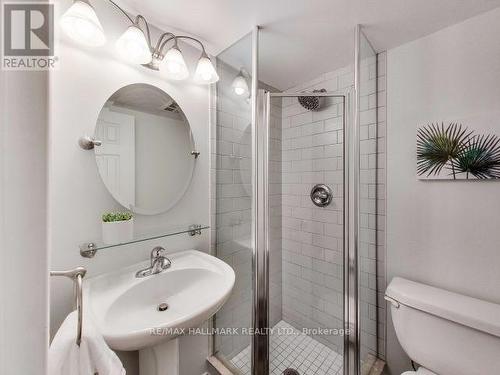 711 - 230 King Street E, Toronto, ON - Indoor Photo Showing Bathroom