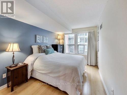 711 - 230 King Street E, Toronto, ON - Indoor Photo Showing Bedroom