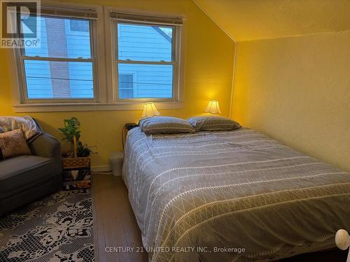 655 Gilchrist Street, Peterborough (Northcrest), ON - Indoor Photo Showing Bedroom